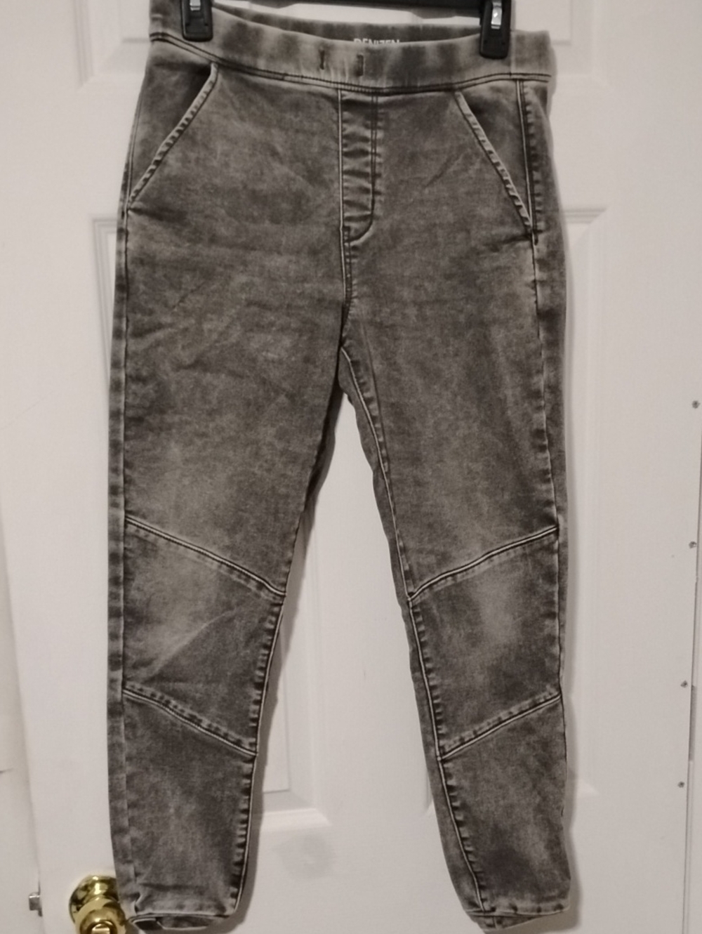 Levi's Gray Washed Slim Jeans Size W27